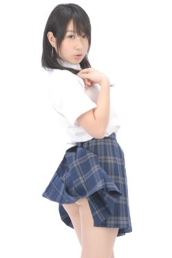 妈妈女儿齐上阵的共做月饼话亲情